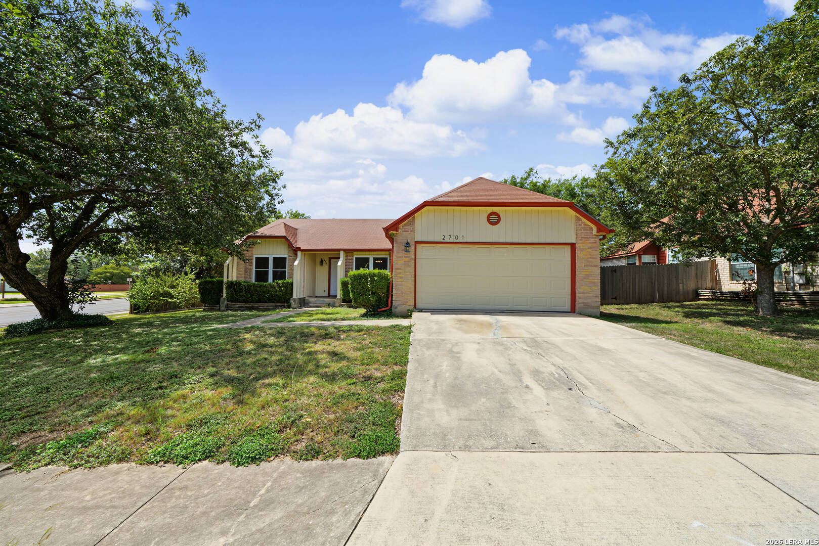 2701 Hillview Lane Schertz TX 78154