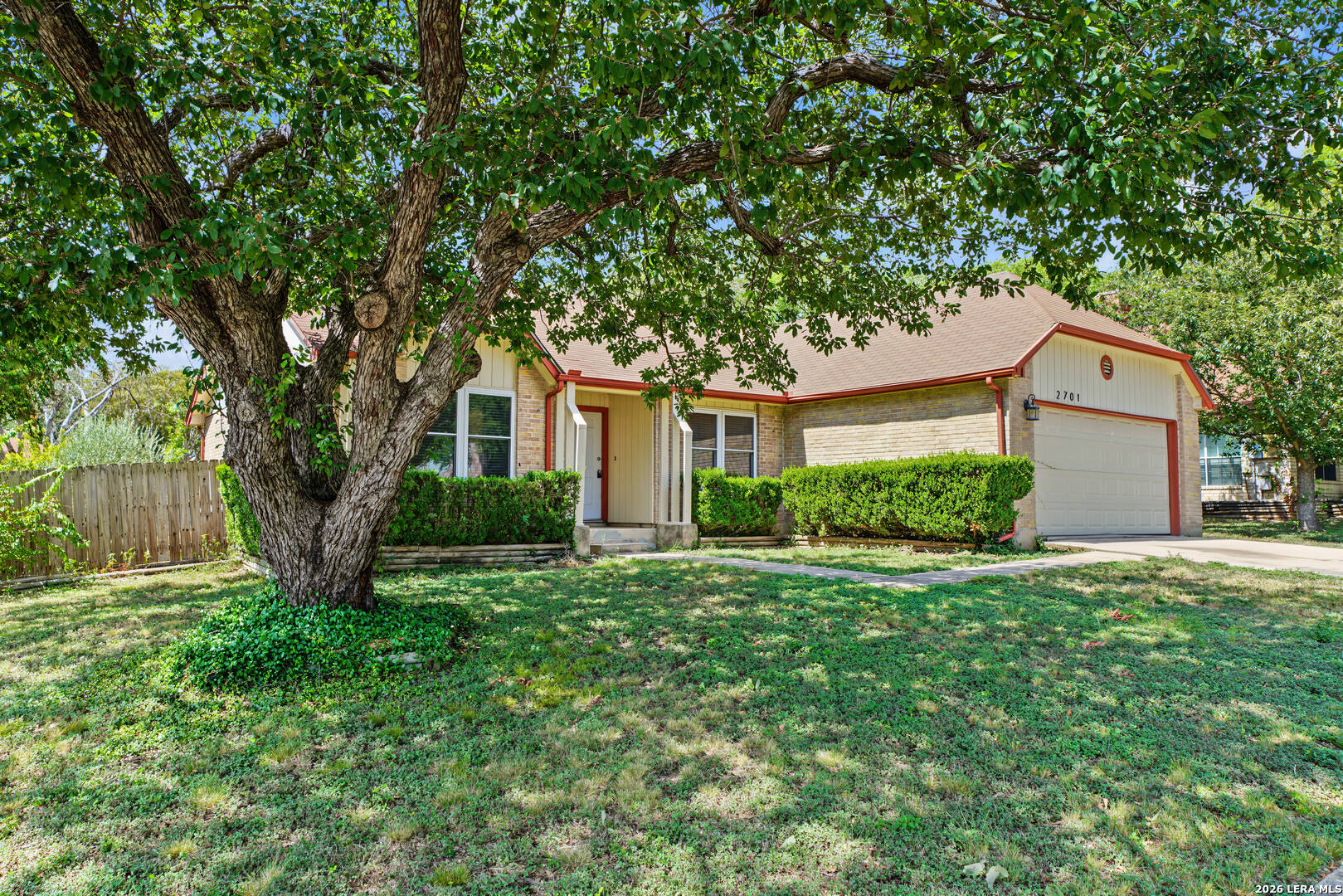 2701 Hillview Lane Schertz TX 78154