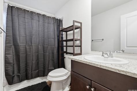 15426 Shortwing San Antonio TX 78253