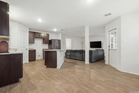 15426 Shortwing San Antonio TX 78253