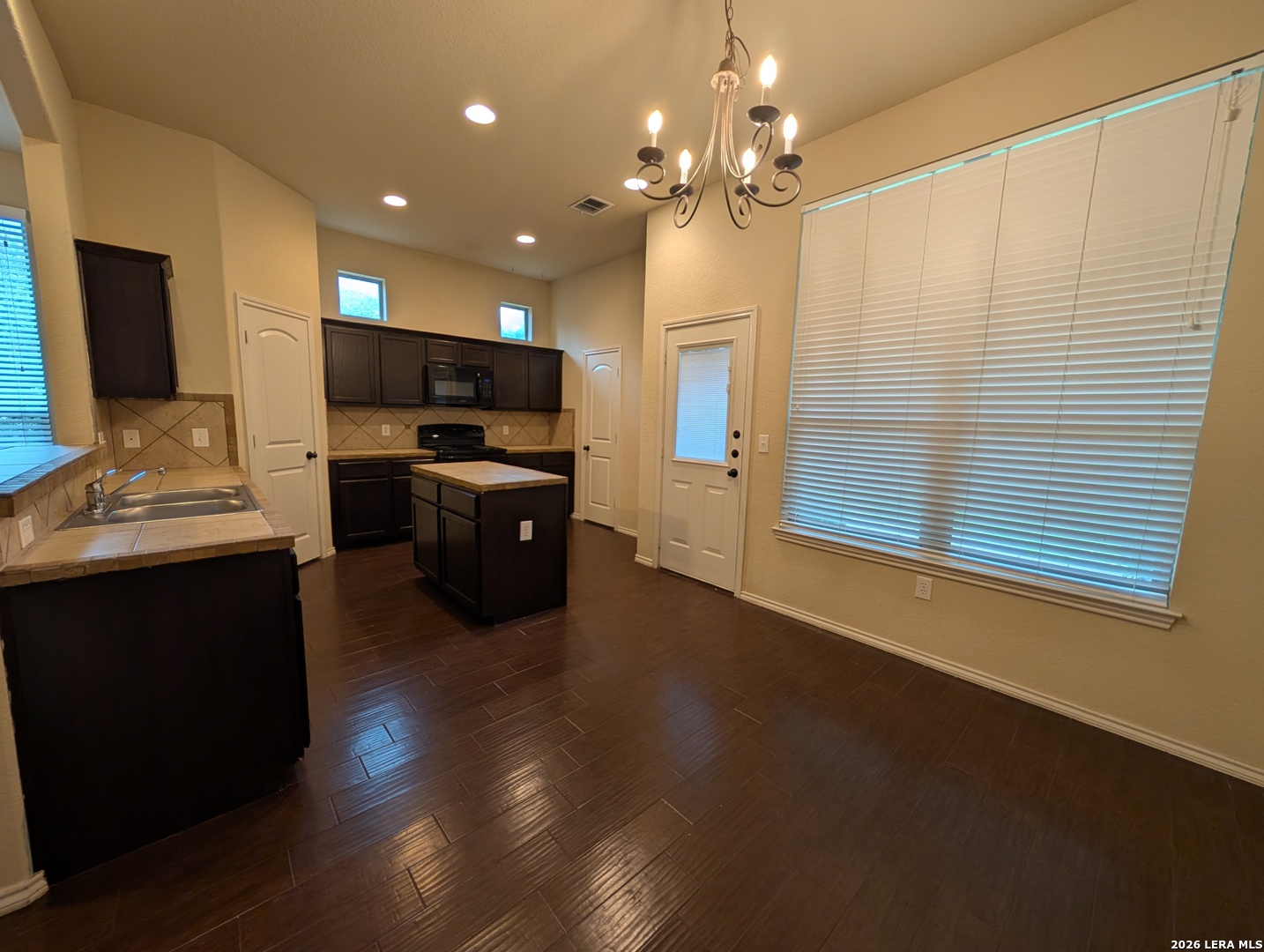 669 Creekside Circle New Braunfels TX 78130