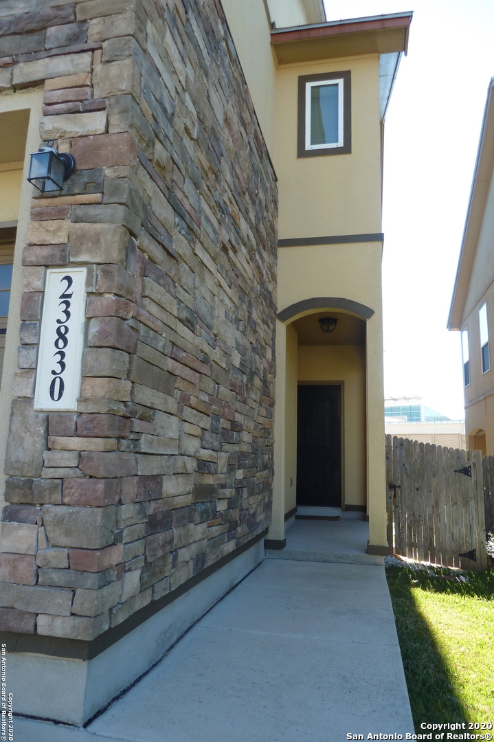 23830 Stately Oaks San Antonio TX 78260
