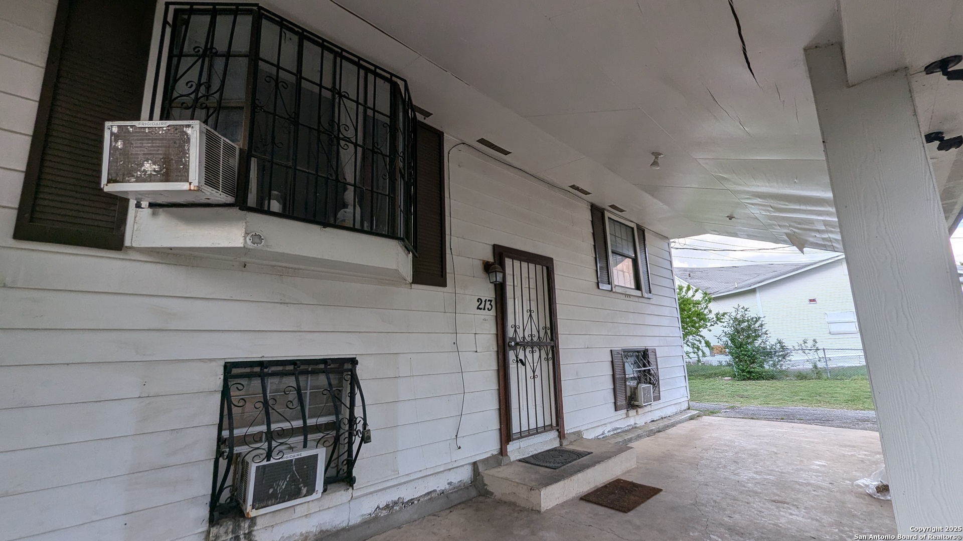 213 Earl San Antonio TX 78212
