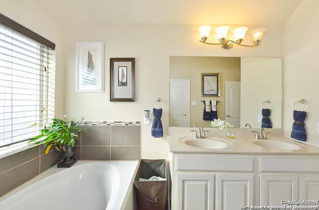 7905 Mystic Chase Boerne TX 78015