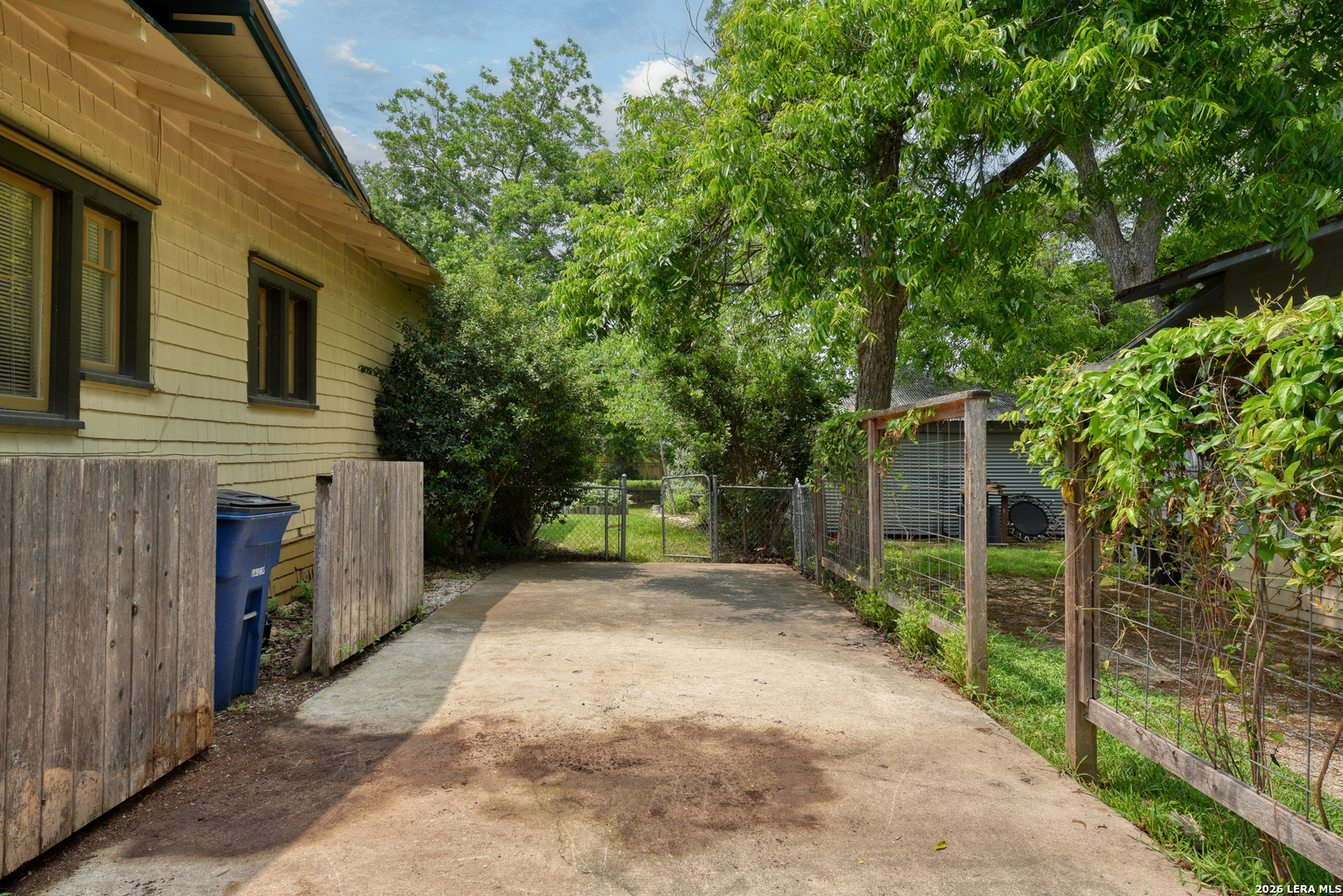 222 S Academy Avenue New Braunfels TX 78130