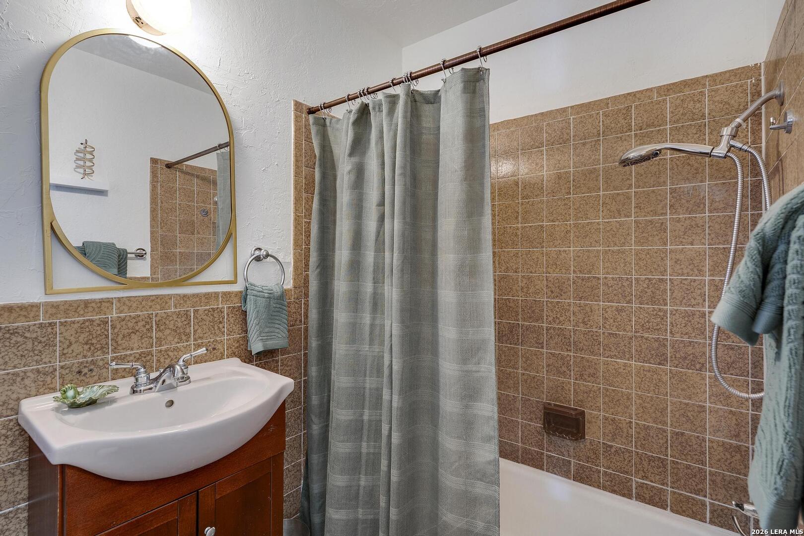 330 W Norwood Court San Antonio TX 78212