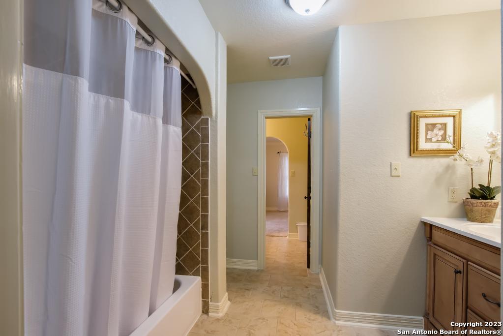 188 Claywell Drive Alamo Heights TX 78209