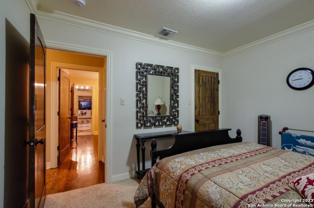 188 Claywell Drive Alamo Heights TX 78209