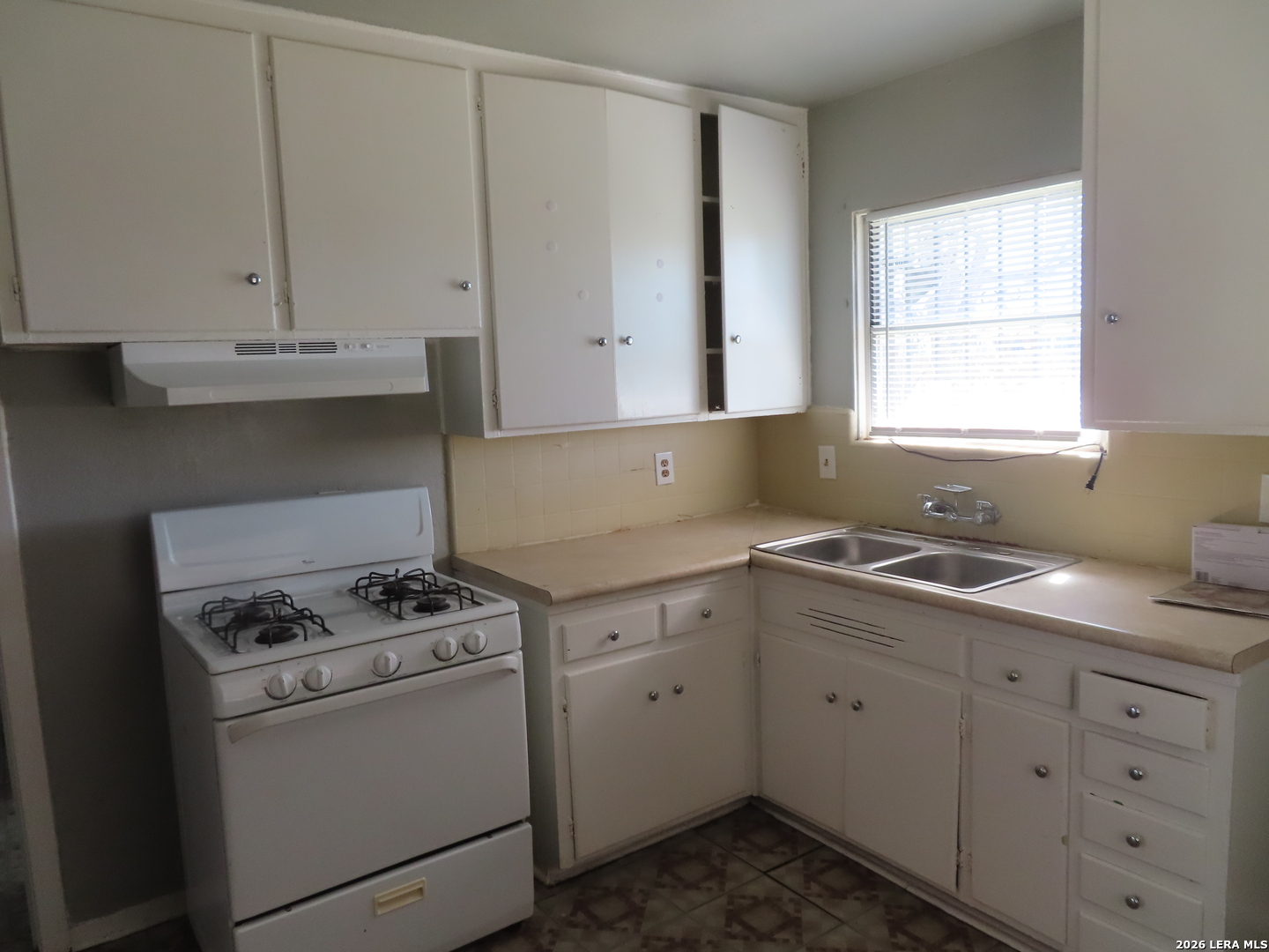 4306 Redstone Drive San Antonio TX 78219