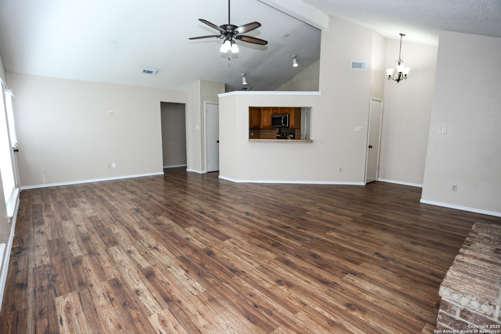 9515 Woodland Hills San Antonio TX 78250