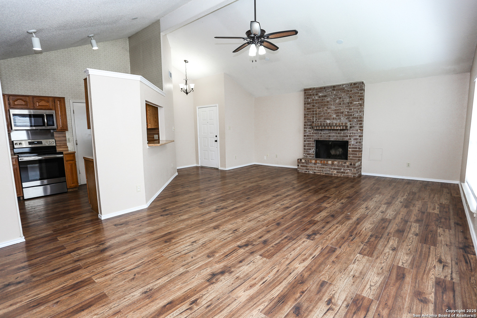9515 Woodland Hills San Antonio TX 78250