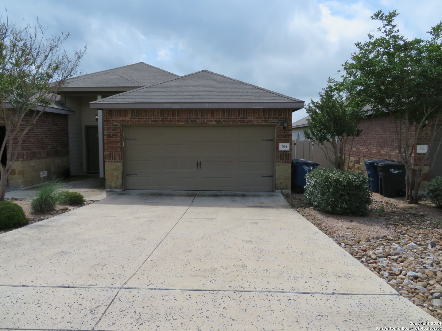 734 Saengerhalle Road New Braunfels TX 78130