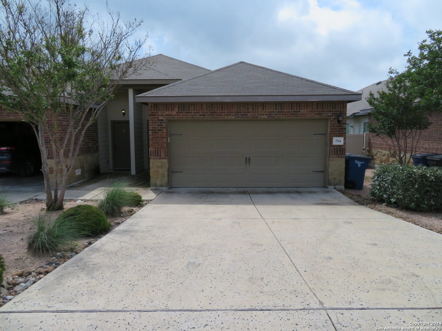 734 Saengerhalle Road New Braunfels TX 78130