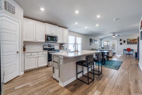 344 Quinton Bend Cibolo TX 78108