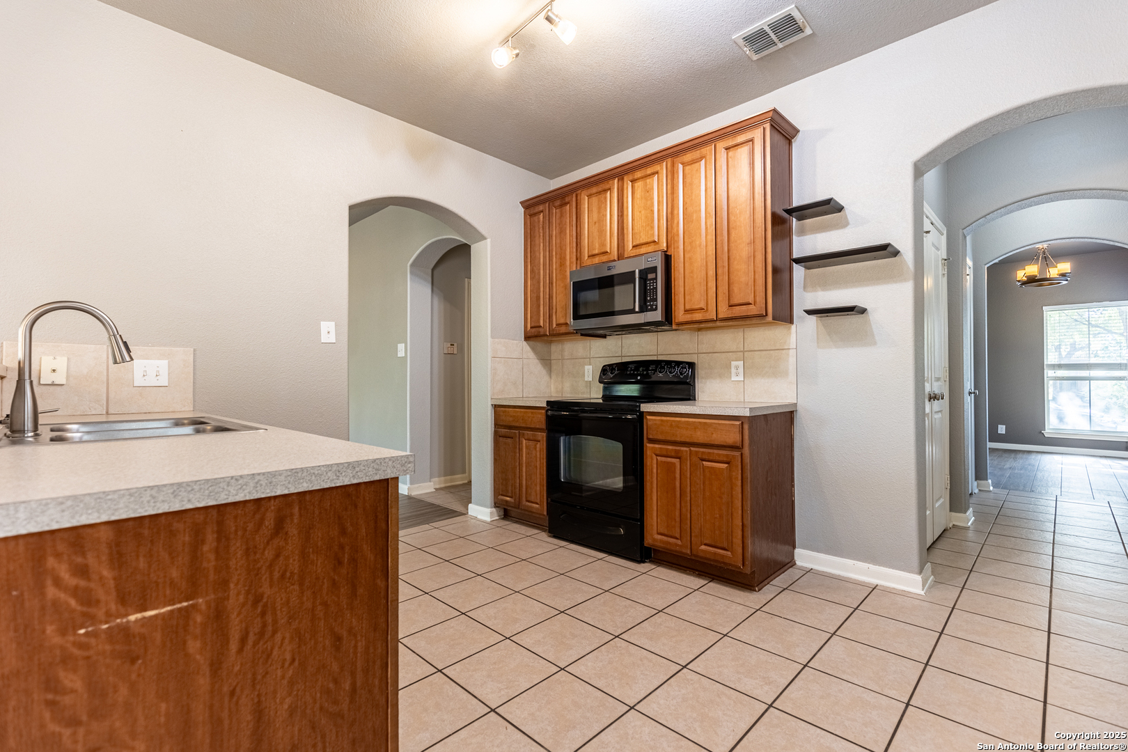 7535 Kings Spring San Antonio TX 78254