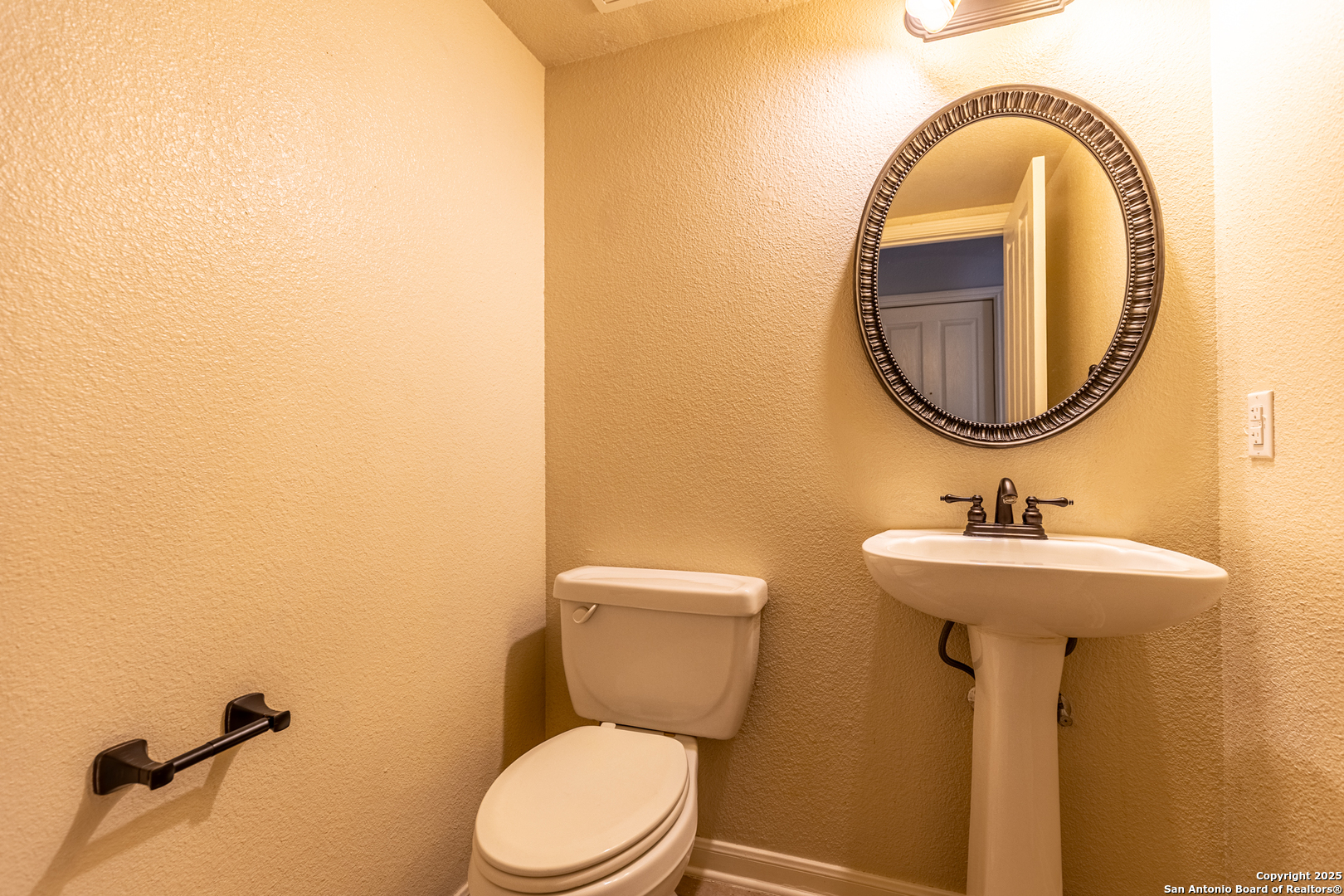 7535 Kings Spring San Antonio TX 78254