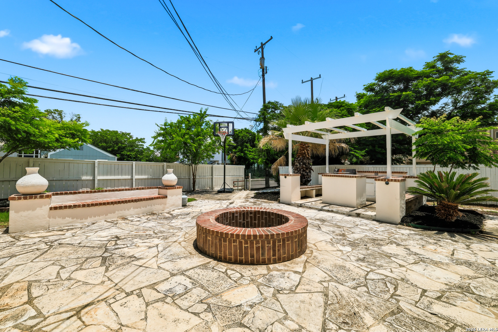 202 W Woodlawn Avenue San Antonio TX 78212