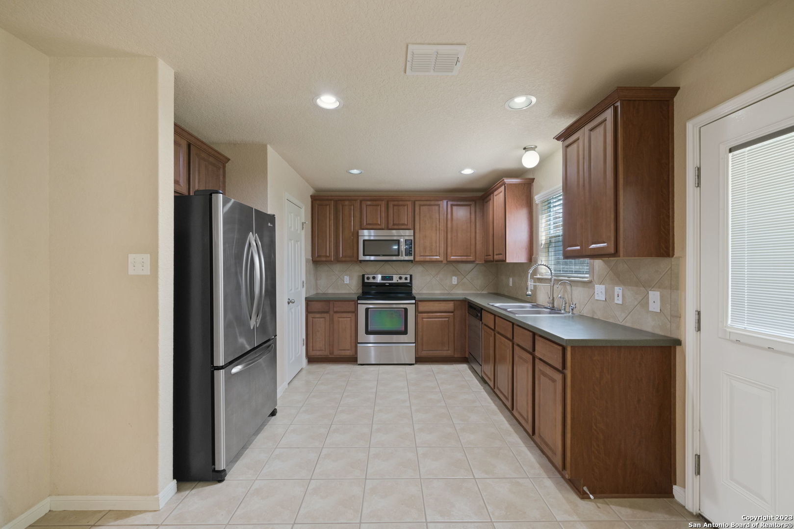 10318 Pinehurst Run San Antonio TX 78239