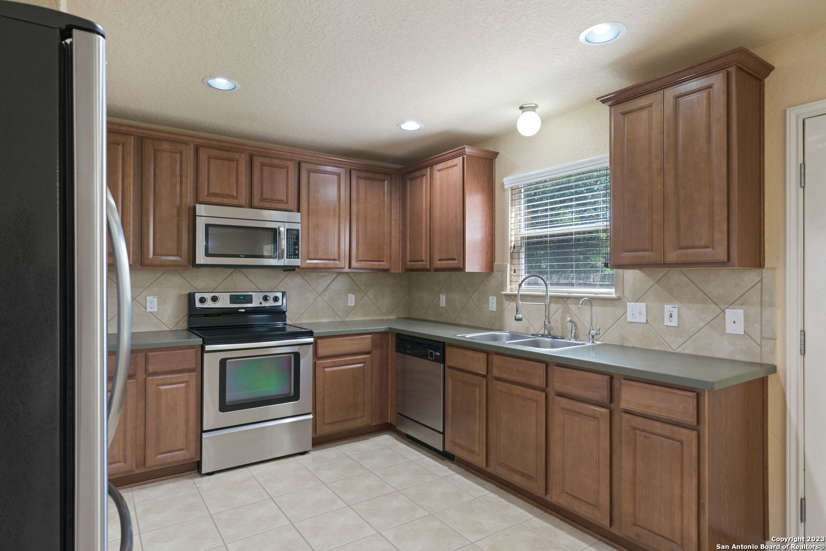 10318 Pinehurst Run San Antonio TX 78239
