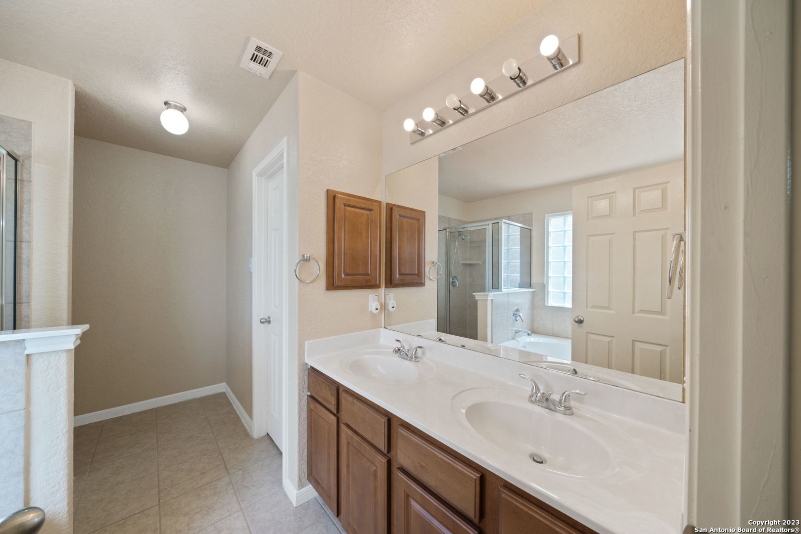10318 Pinehurst Run San Antonio TX 78239