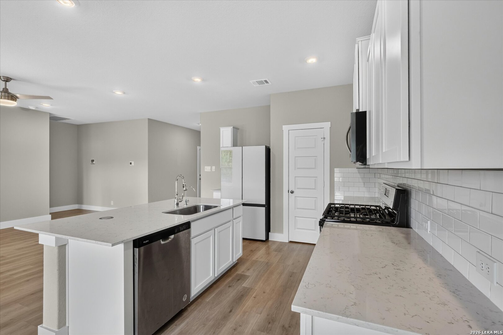 5006 Gem Parkway San Antonio TX 78266