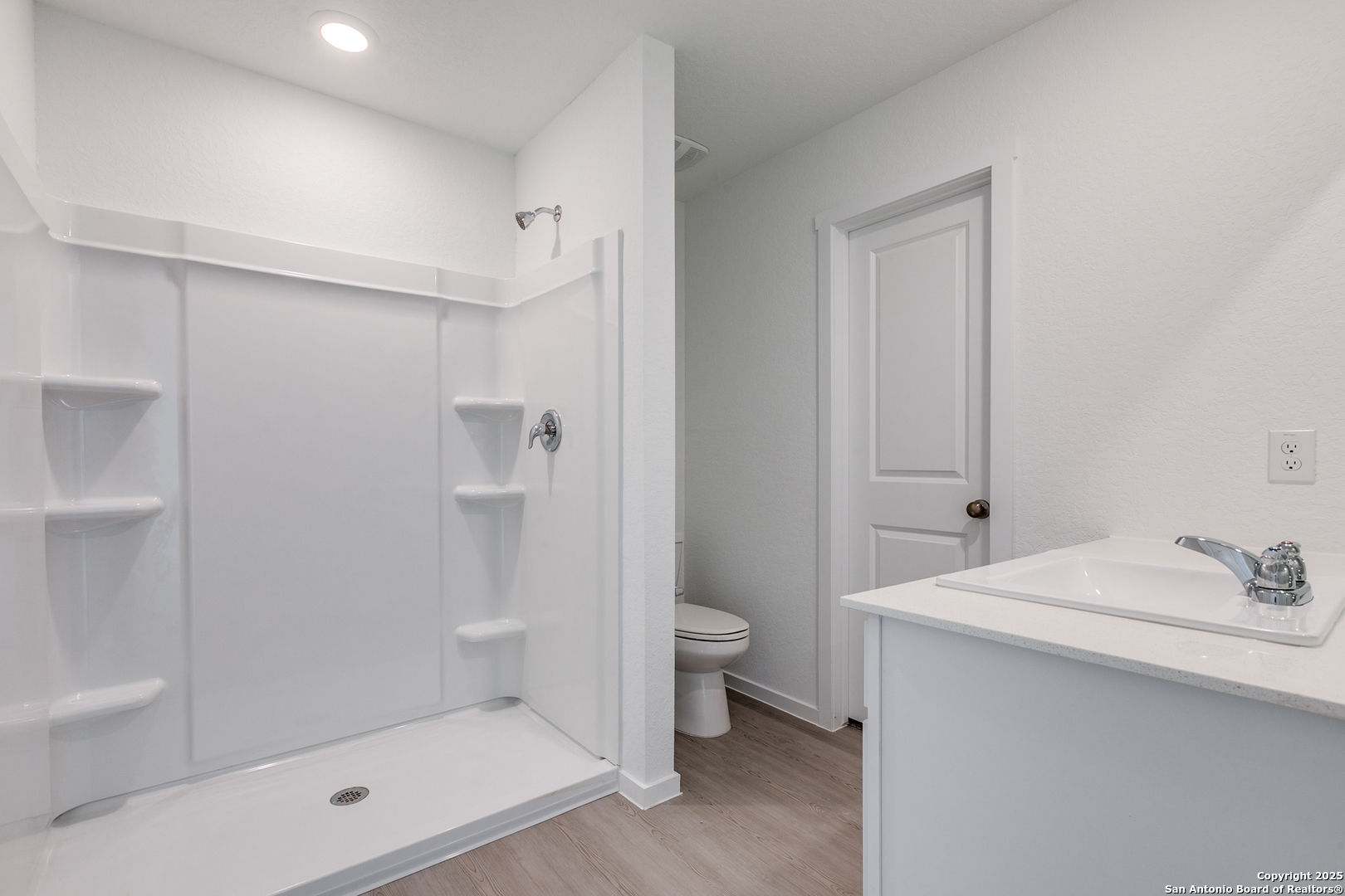14119 Enfield Falls San Antonio TX 78245