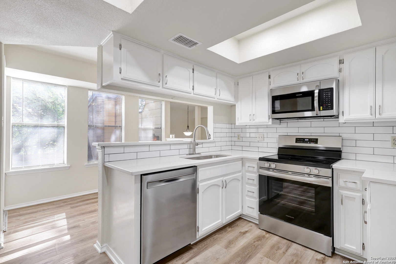9326 Whisper Point San Antonio TX 78240