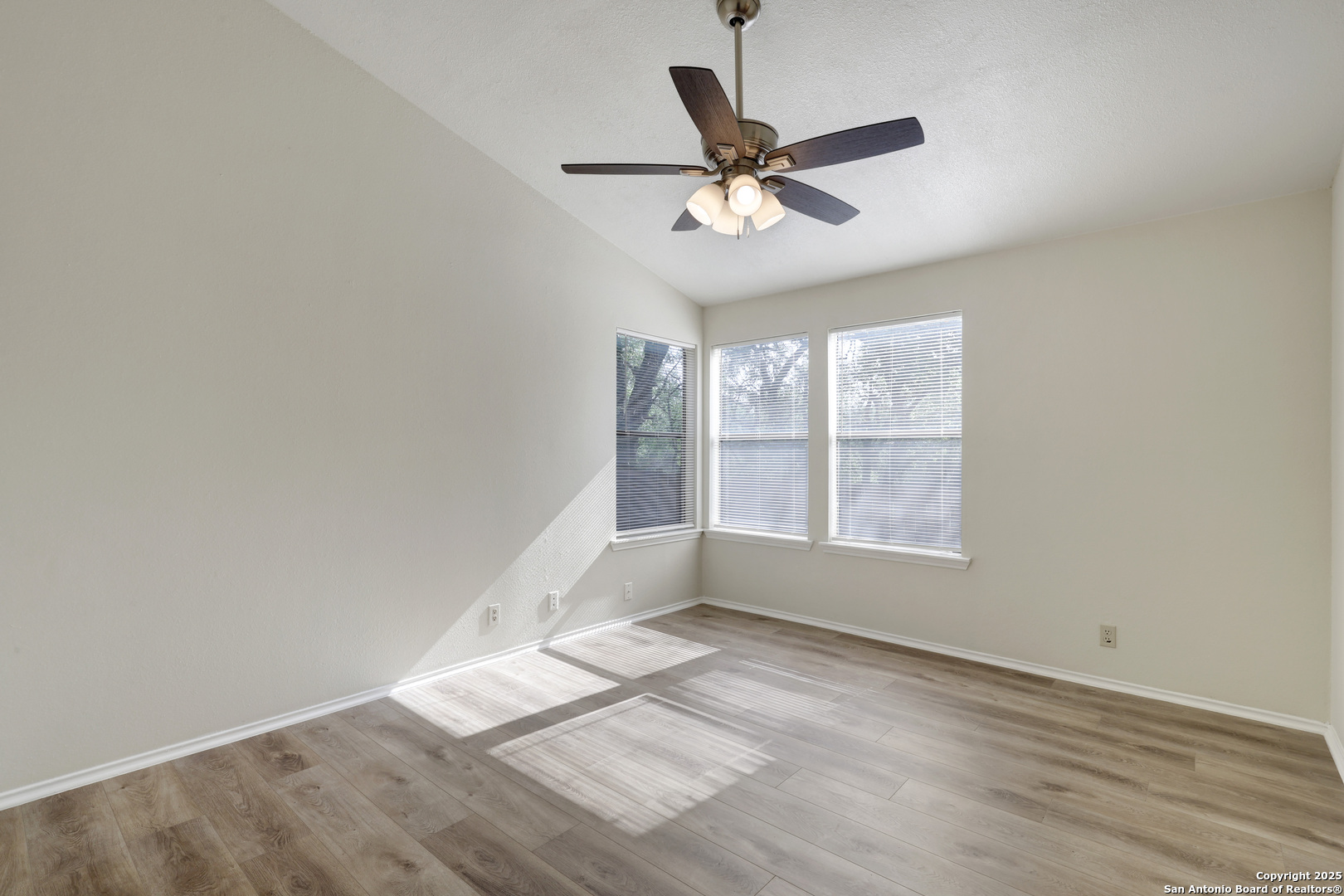 9326 Whisper Point San Antonio TX 78240