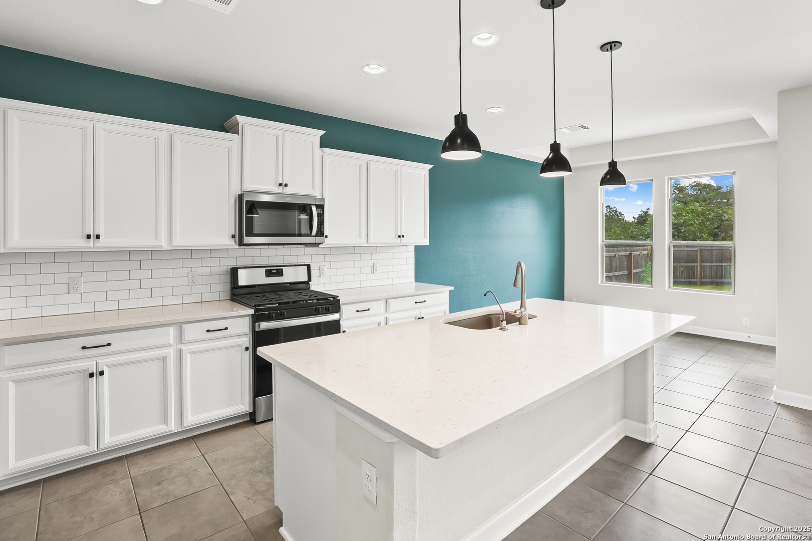 377 Kilmarnock Boerne TX 78015