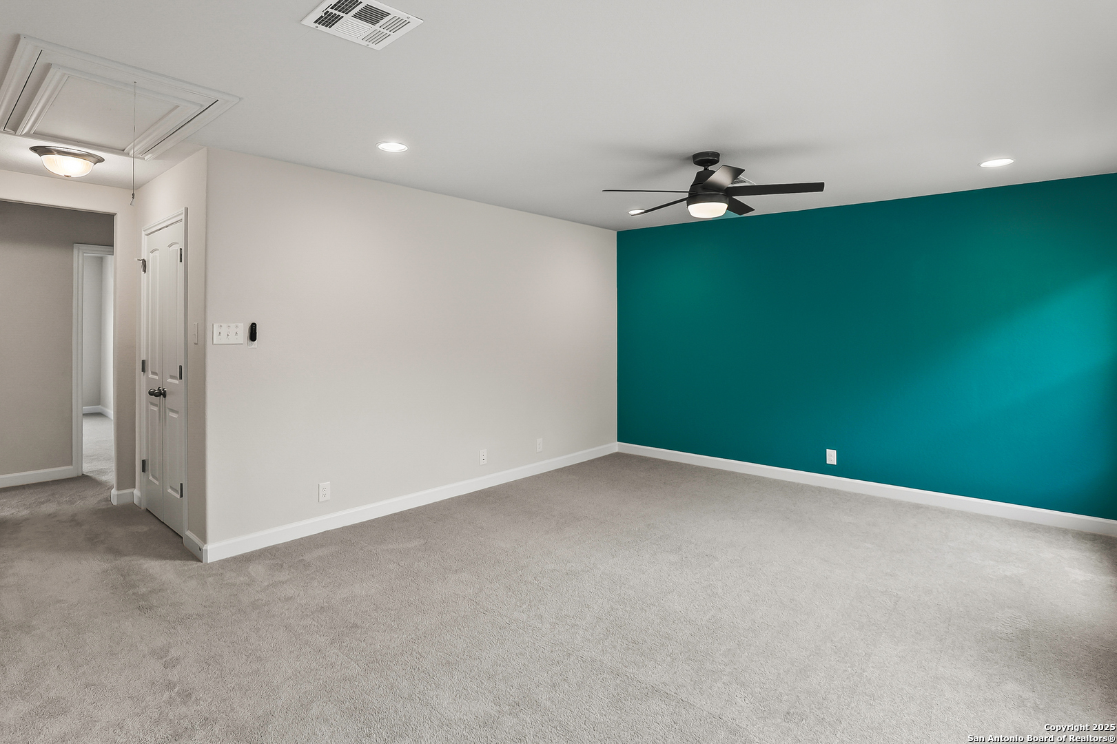377 Kilmarnock Boerne TX 78015