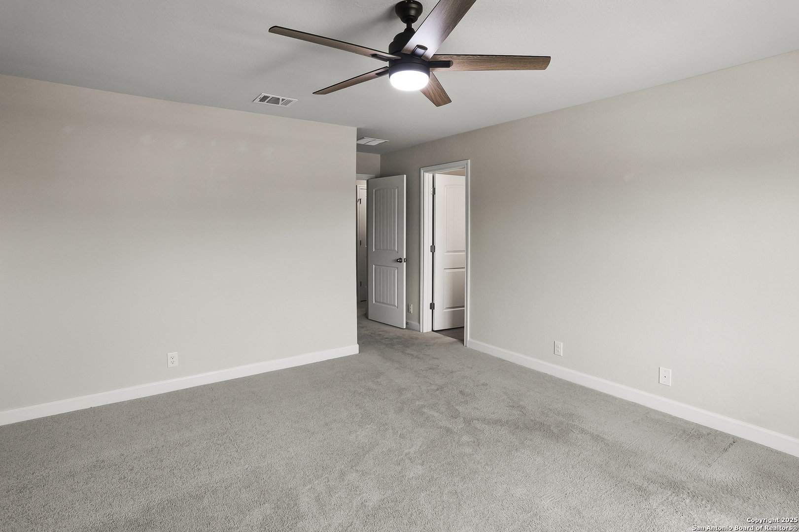 377 Kilmarnock Boerne TX 78015