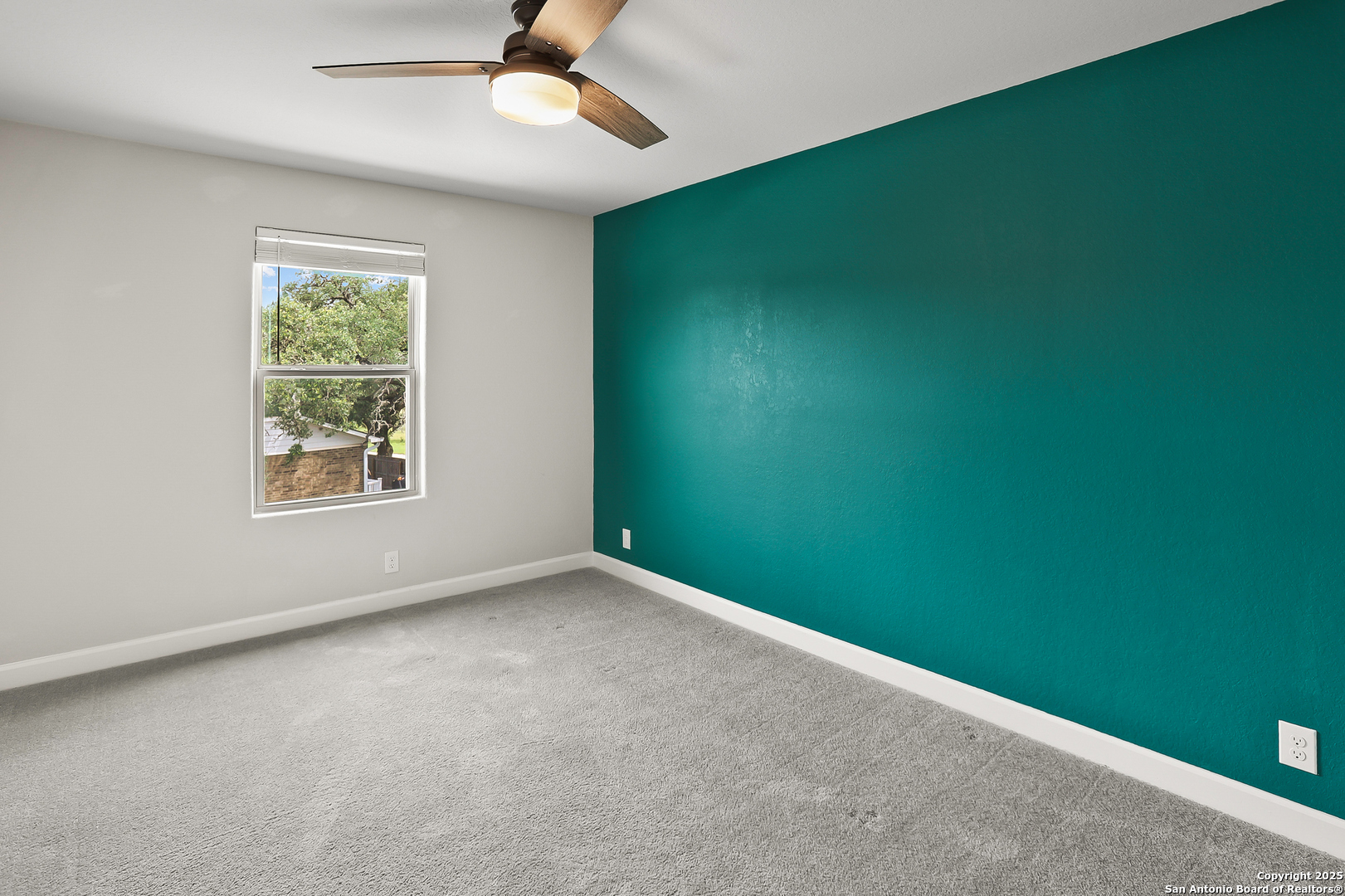 377 Kilmarnock Boerne TX 78015