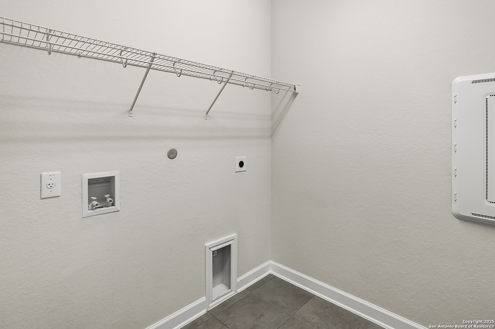 377 Kilmarnock Boerne TX 78015