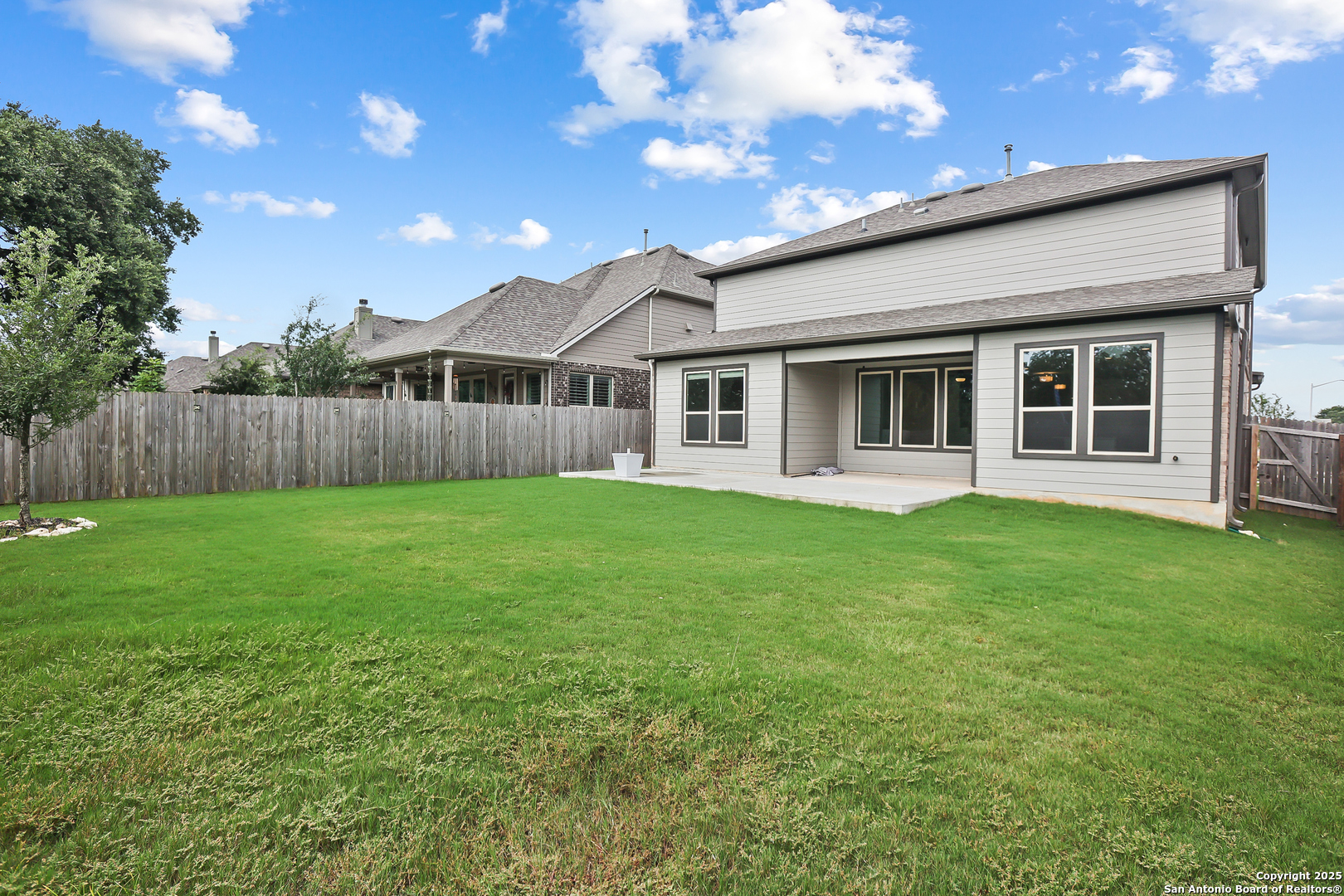 377 Kilmarnock Boerne TX 78015