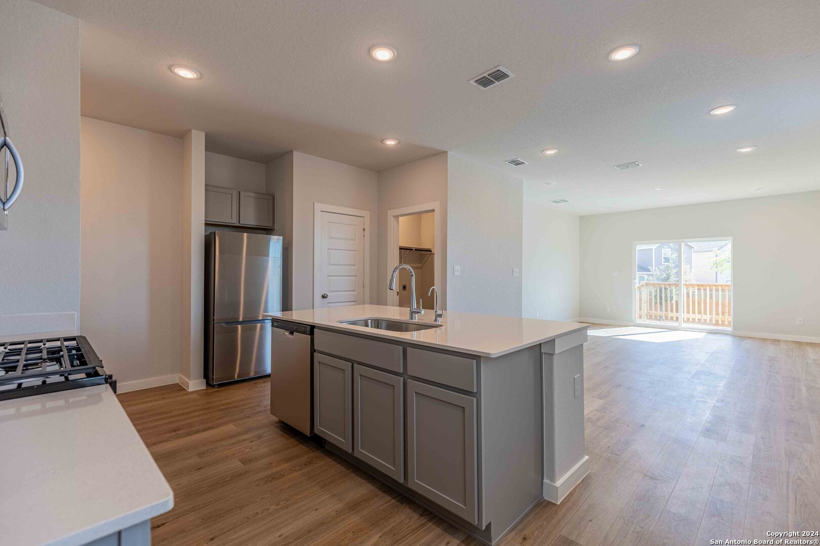 5318 Tourmaline Loop San Antonio TX 78222