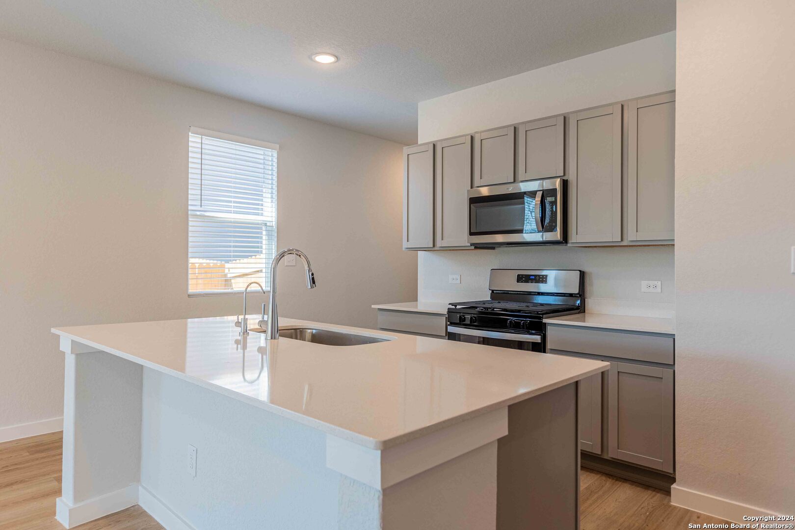 5318 Tourmaline Loop San Antonio TX 78222