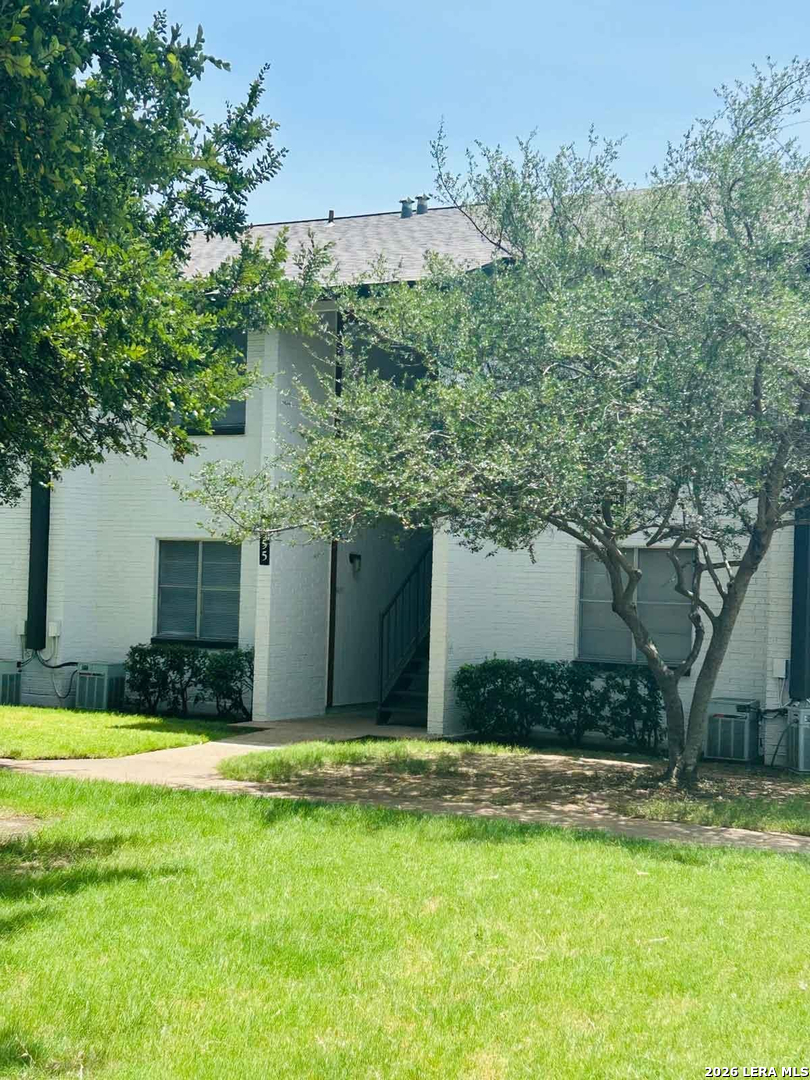 2957 Park Square Drive Irving TX 75060