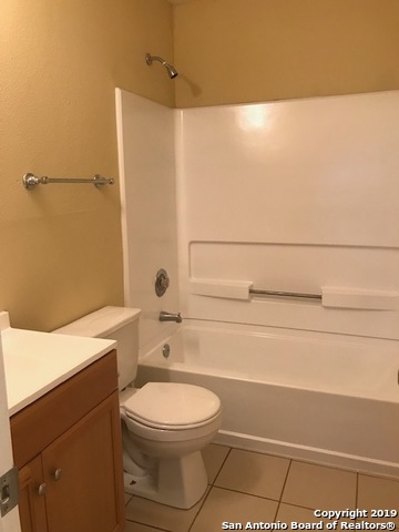 3716 Candlebrook Lane San Antonio TX 78244