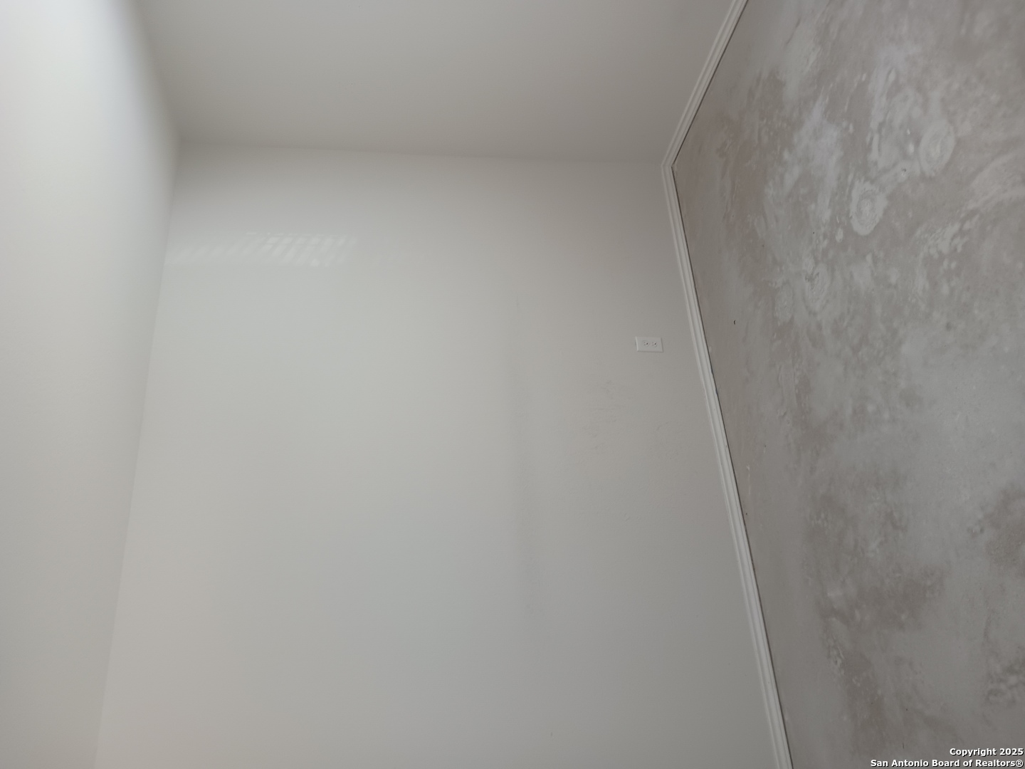 5935 Kendall Cove San Antonio TX 78244
