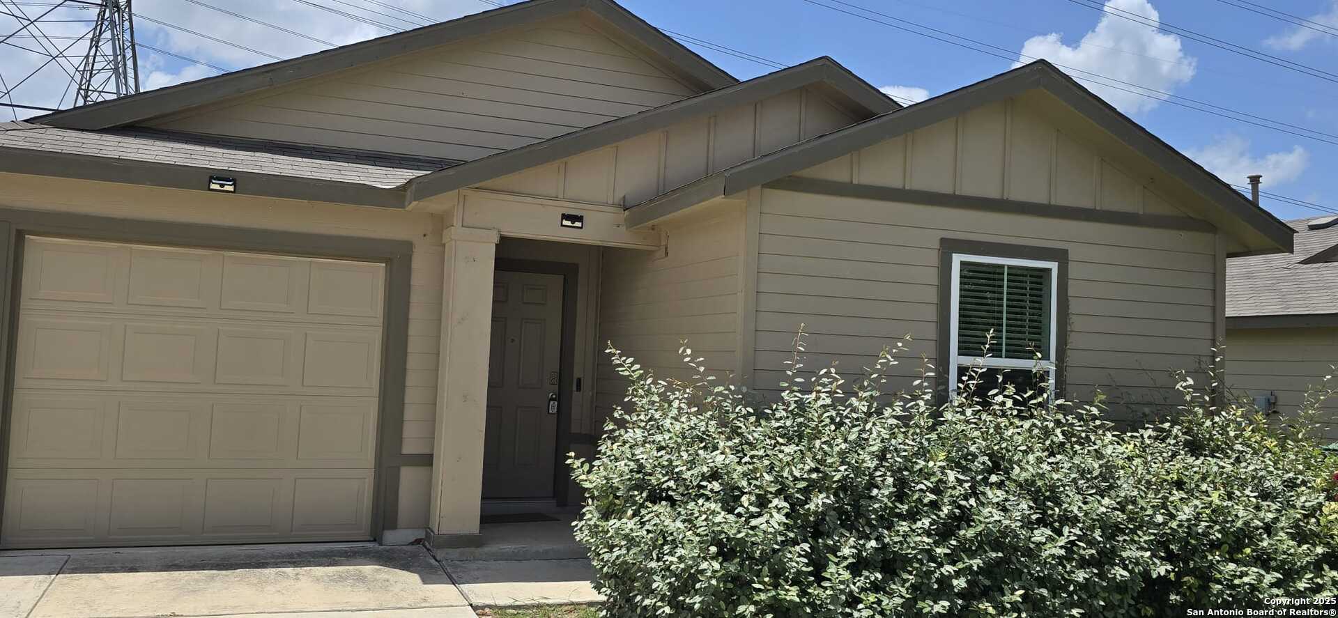 5935 Kendall Cove San Antonio TX 78244