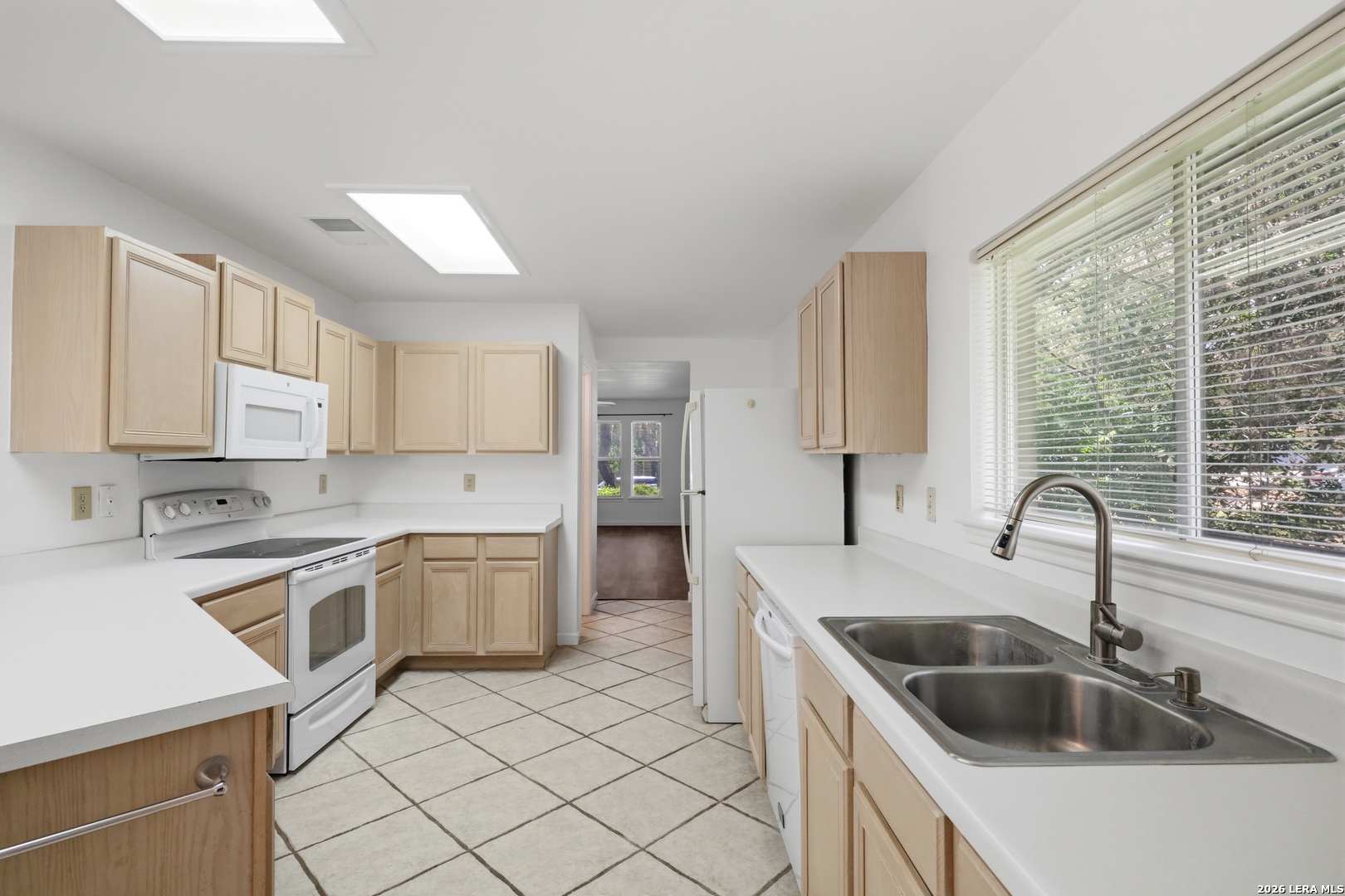 2254 Indian Meadows San Antonio TX 78230