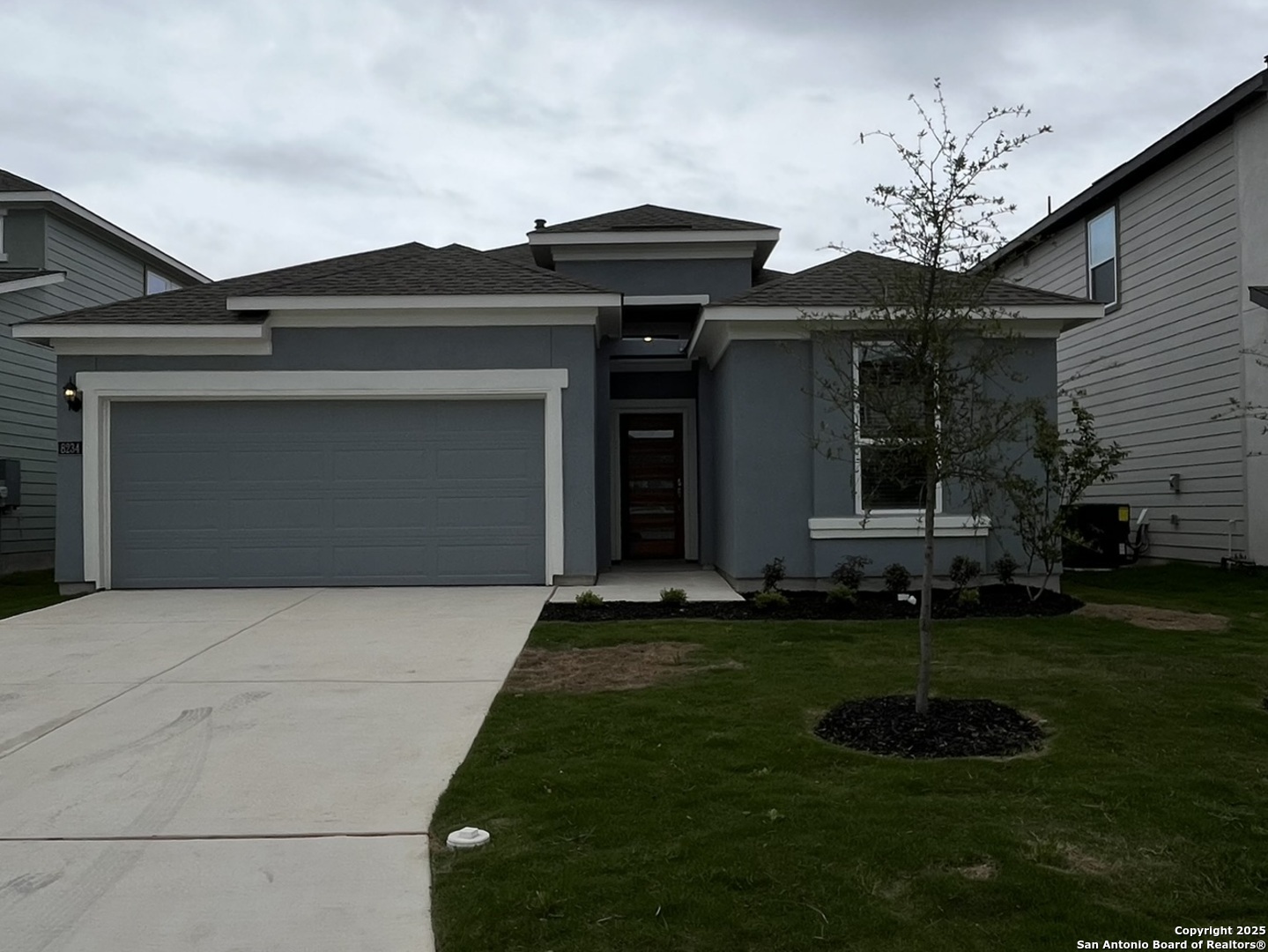 8234 Sunrise Glen Schertz TX 78154