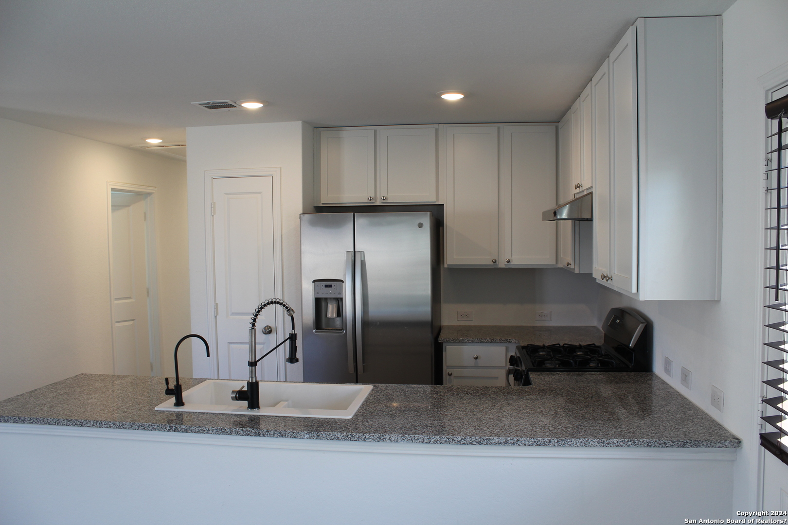 20302 Agate Ridge San Antonio TX 78264