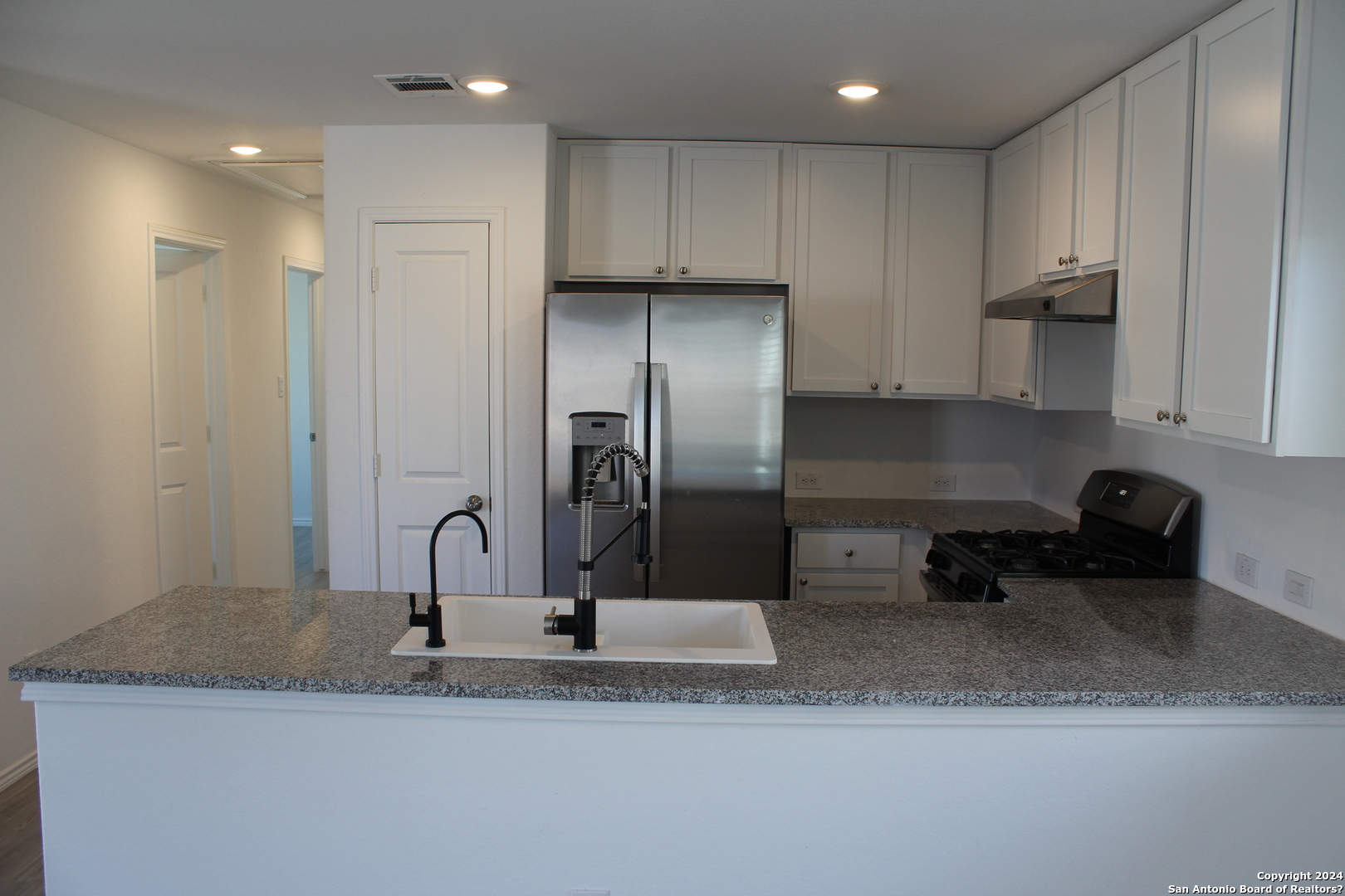 20302 Agate Ridge San Antonio TX 78264