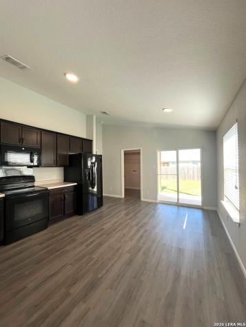 733 Wolfeton Way New Braunfels TX 78130