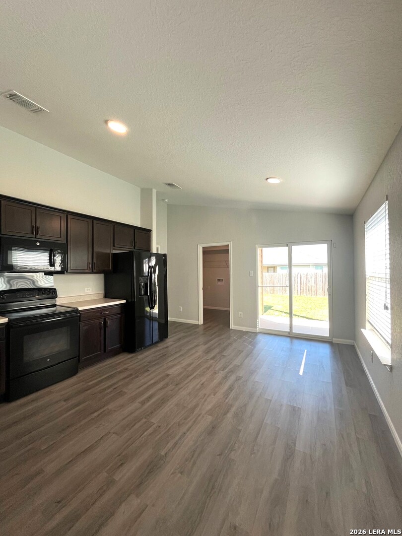 733 Wolfeton Way New Braunfels TX 78130