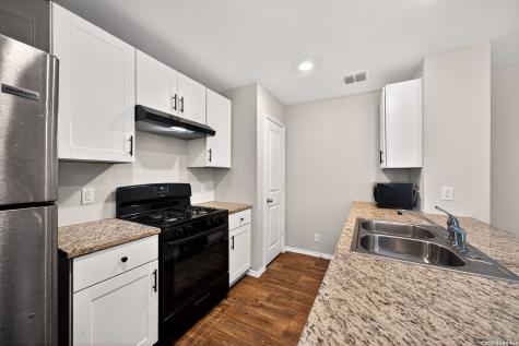 15446 Shortwing San Antonio TX 78253