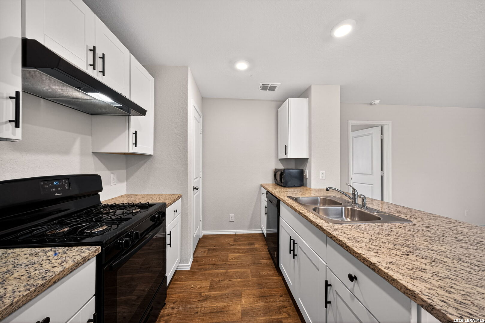 15446 Shortwing San Antonio TX 78253