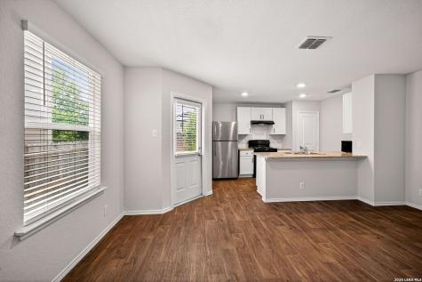15446 Shortwing San Antonio TX 78253