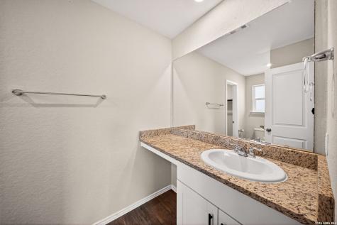 15446 Shortwing San Antonio TX 78253